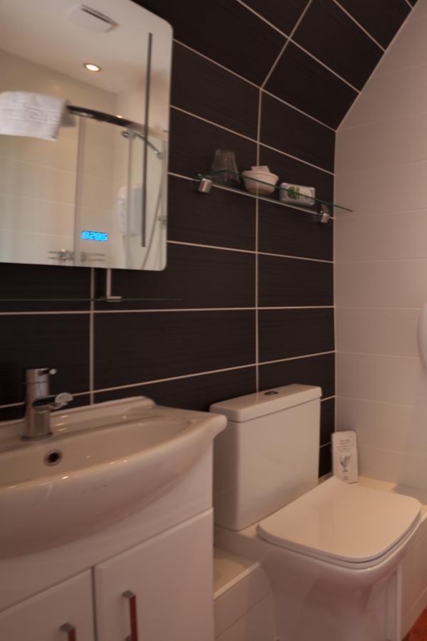 Fern Lodge Guesthouse Hythe  Esterno foto