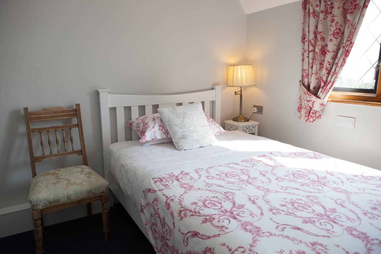 Fern Lodge Guesthouse Hythe  Esterno foto