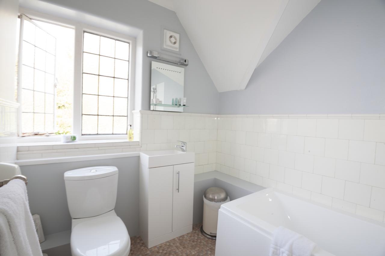 Fern Lodge Guesthouse Hythe  Esterno foto