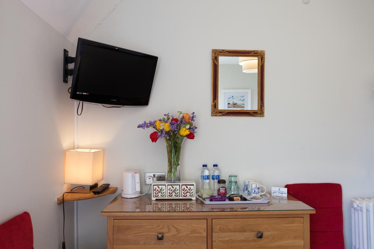 Fern Lodge Guesthouse Hythe  Esterno foto
