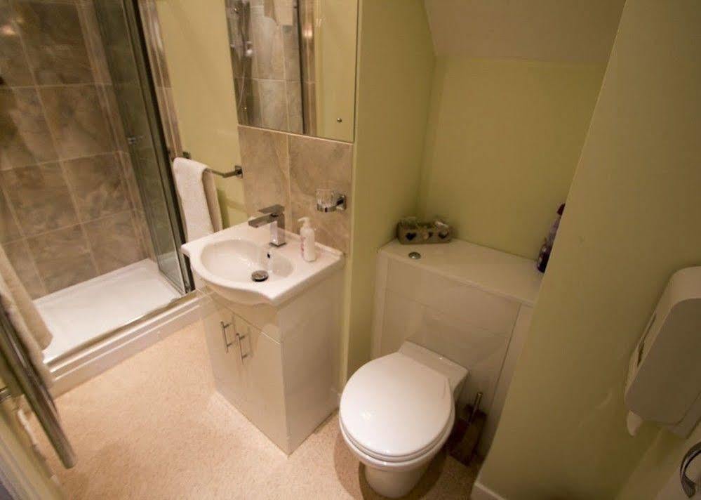 Fern Lodge Guesthouse Hythe  Esterno foto