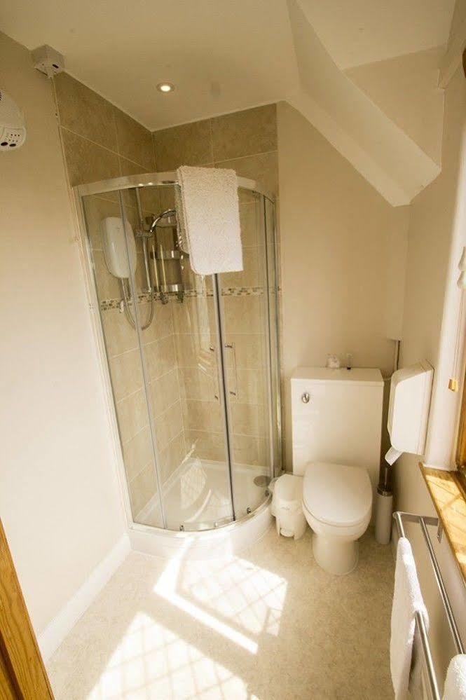 Fern Lodge Guesthouse Hythe  Esterno foto