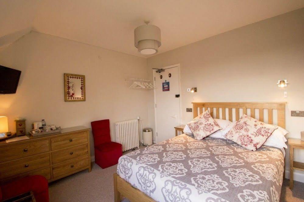 Fern Lodge Guesthouse Hythe  Esterno foto