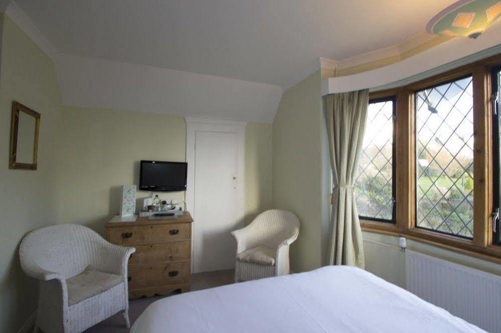 Fern Lodge Guesthouse Hythe  Esterno foto