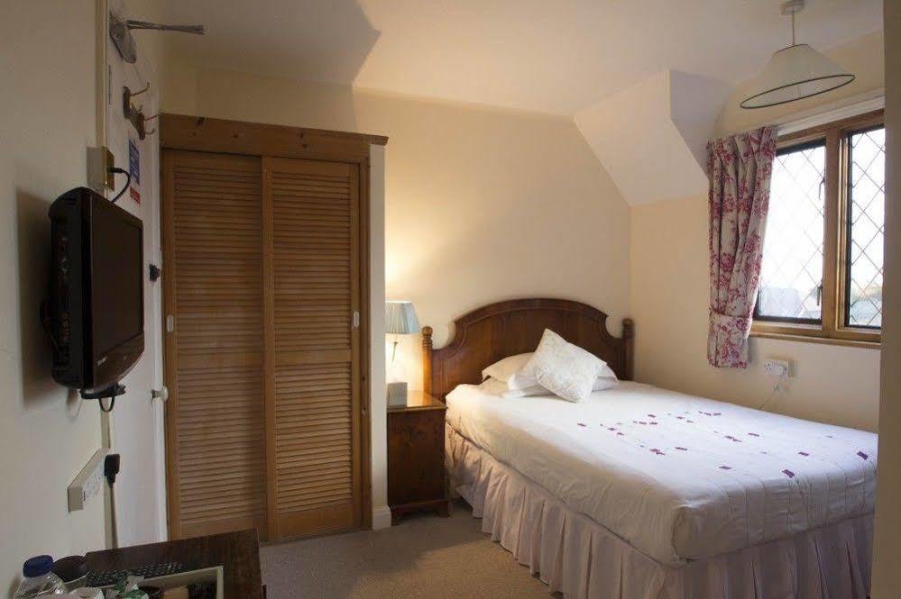 Fern Lodge Guesthouse Hythe  Esterno foto