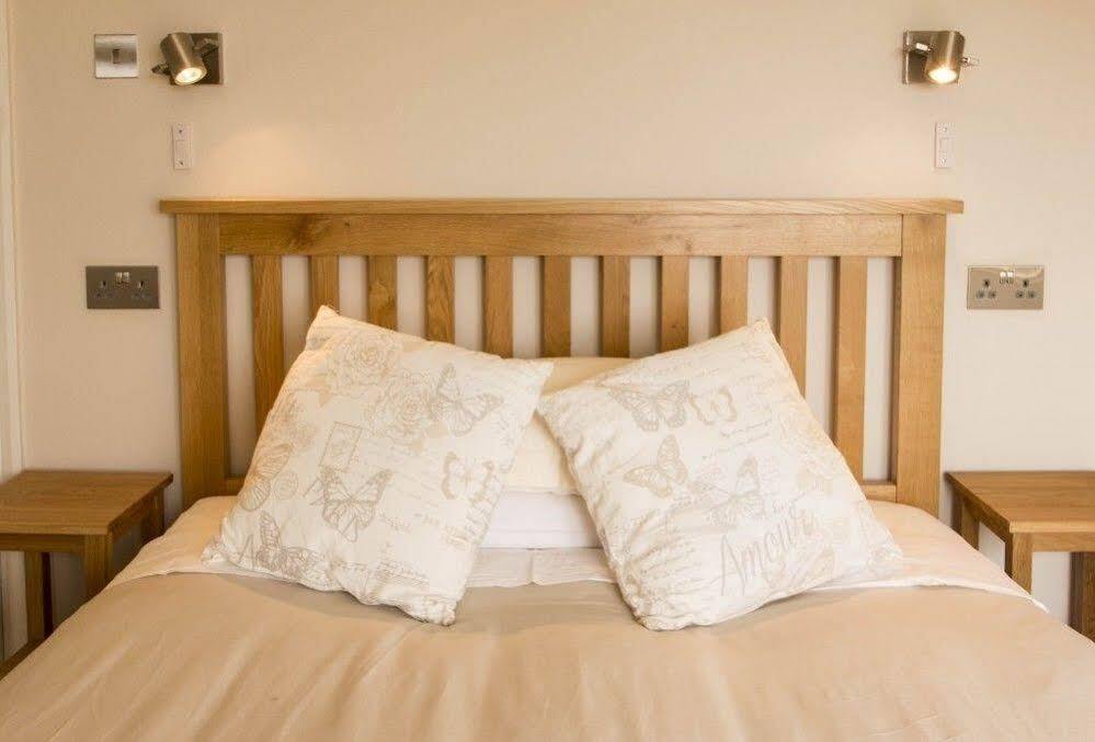 Fern Lodge Guesthouse Hythe  Esterno foto
